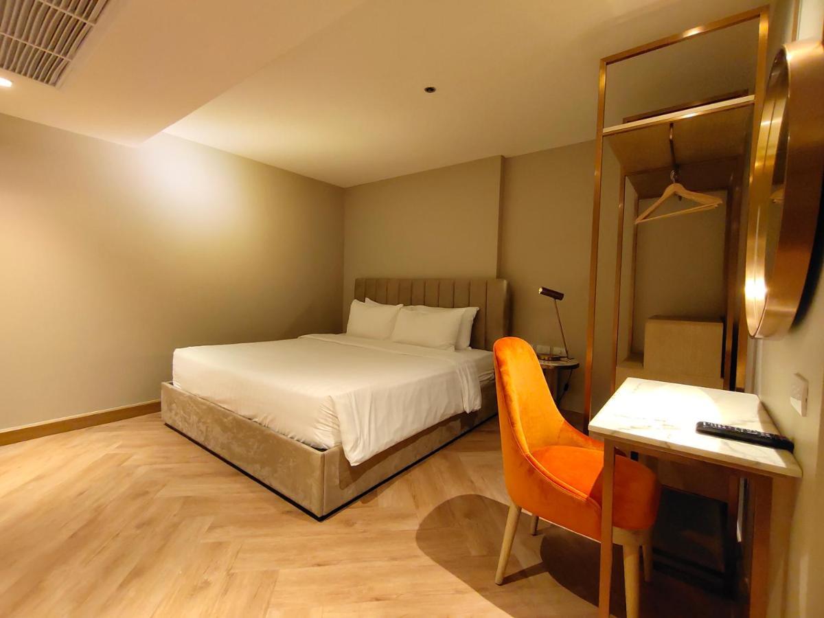 Away Bangkok Riverside Kene Экстерьер фото