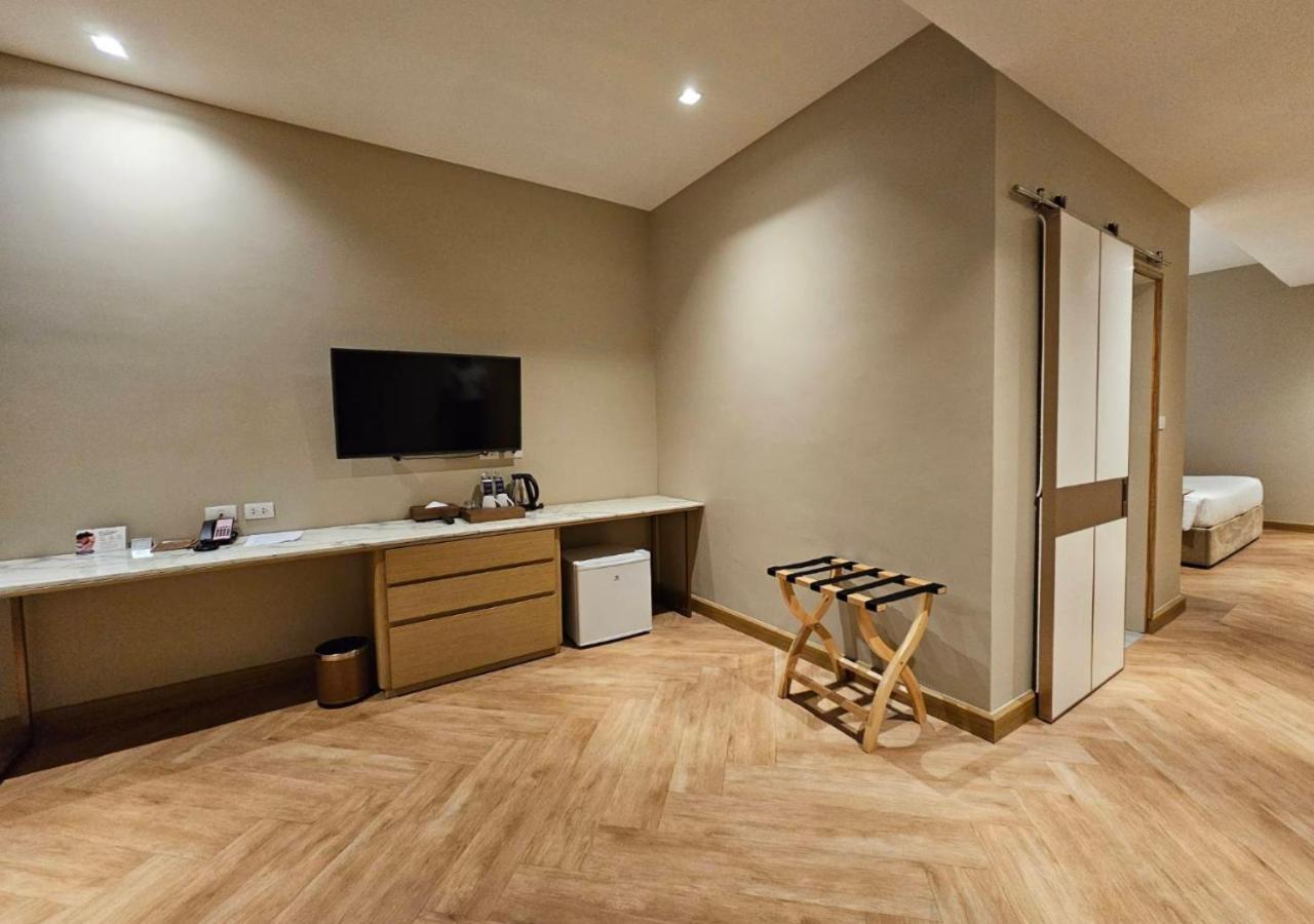 Away Bangkok Riverside Kene Экстерьер фото